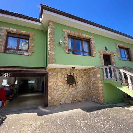 Casa Roji * لوريدو
